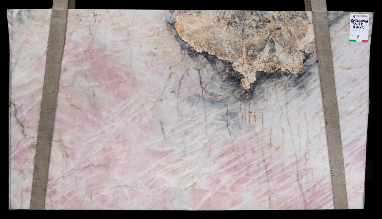 Patagonia Pink, кварцит — образец натурального камня