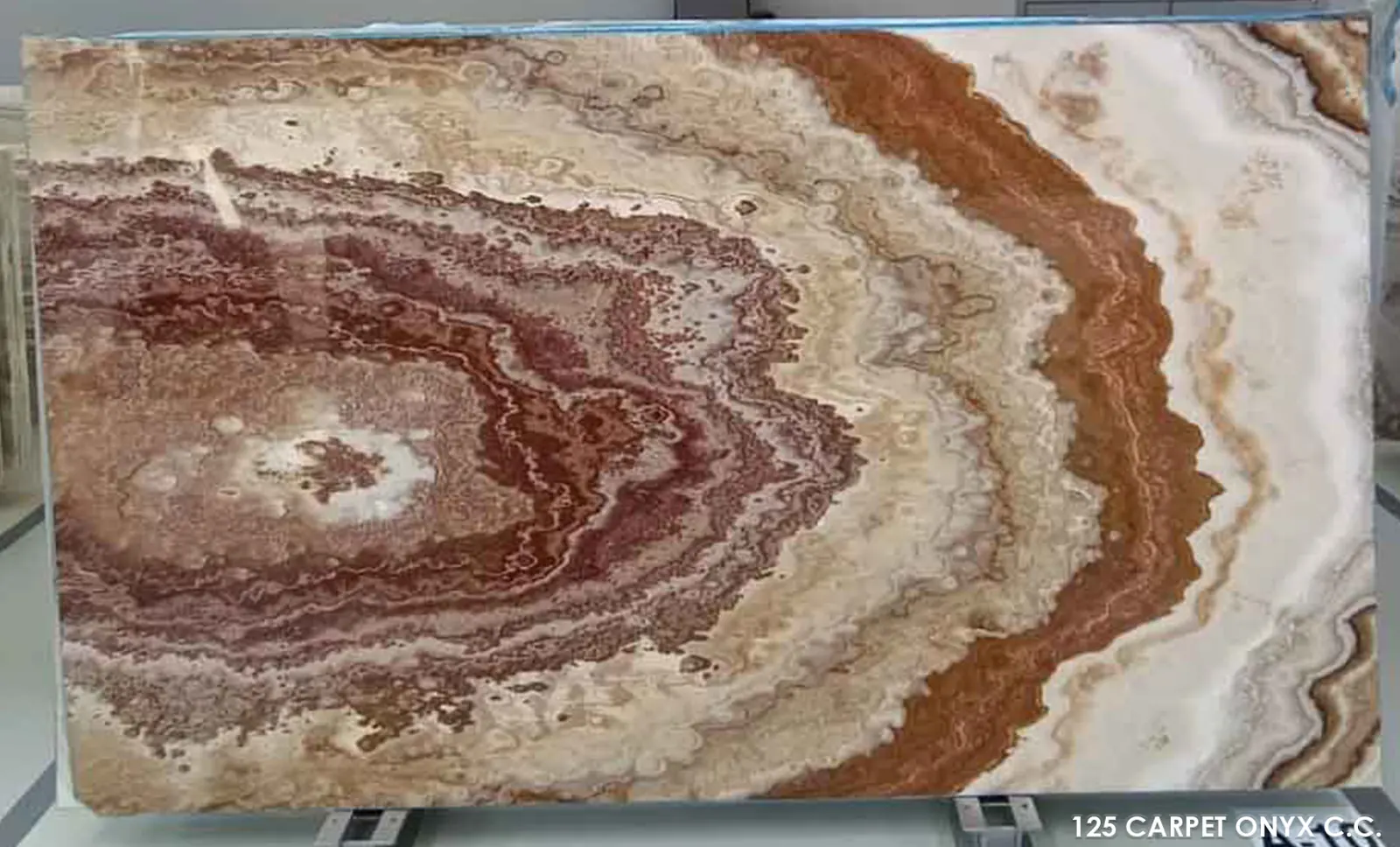 Carpet Onyx, оникс — образец натурального камня