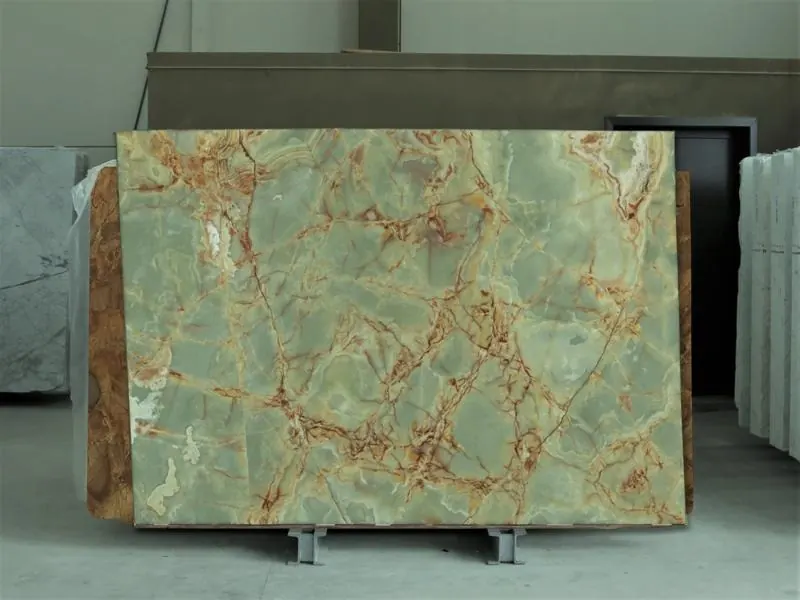 Green Jade Onyx, оникс — образец натурального камня